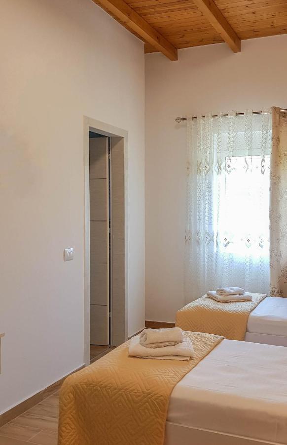 Villa Goliku Pestani Εξωτερικό φωτογραφία