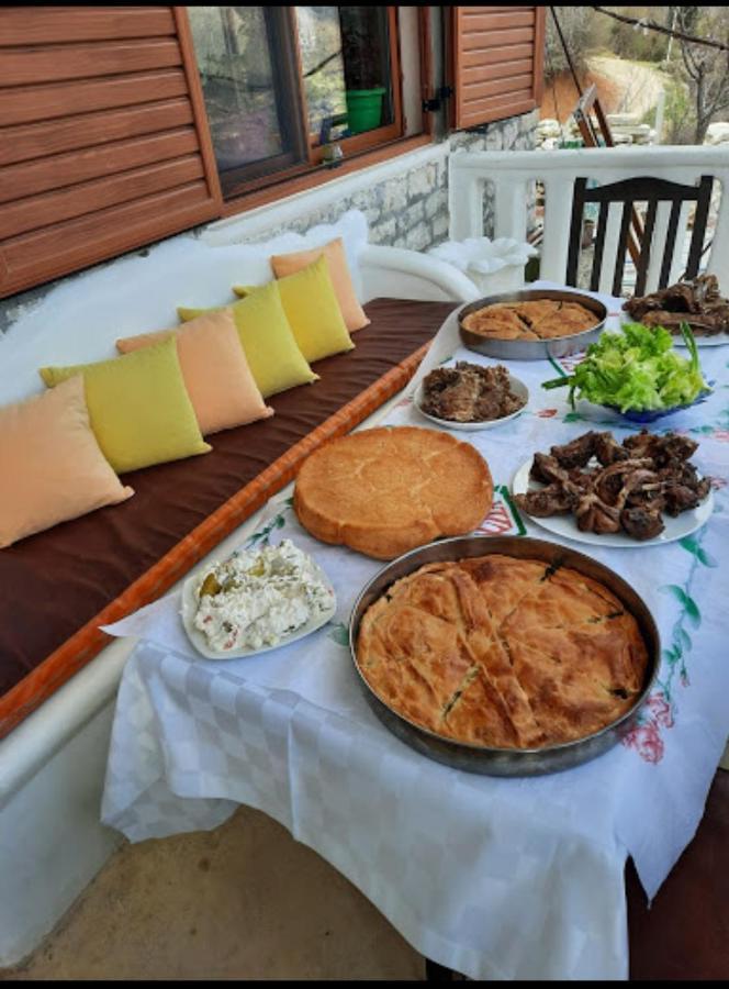 Villa Goliku Pestani Εξωτερικό φωτογραφία